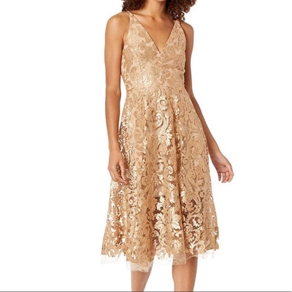 DRESS THE POPULATION Blair Embellished Fit & Flare Dress Small GOLD/NUDE  0176 - Picture 1 of 10